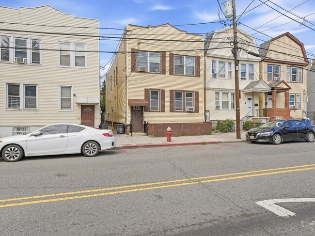 Building Photo - 53 Ocean Ave