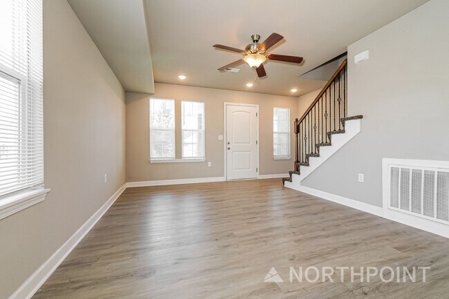 Building Photo - 3 BR/2.5BA | Newly Renovated Single Family Home | 1-Car Covered Parking | Great backyard!