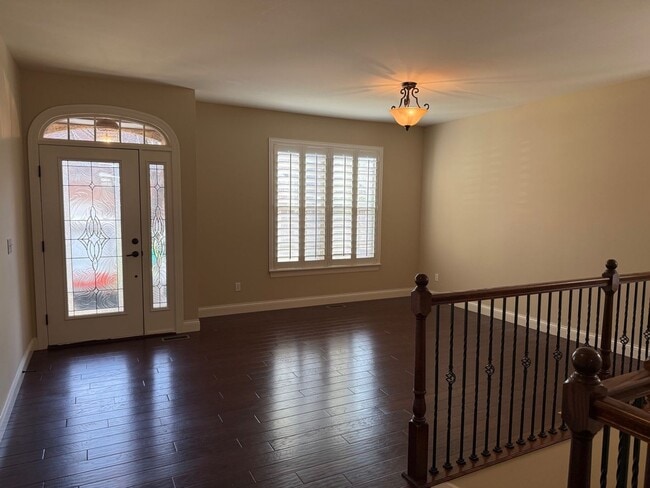 Building Photo - 36 Sag Harbor Ct