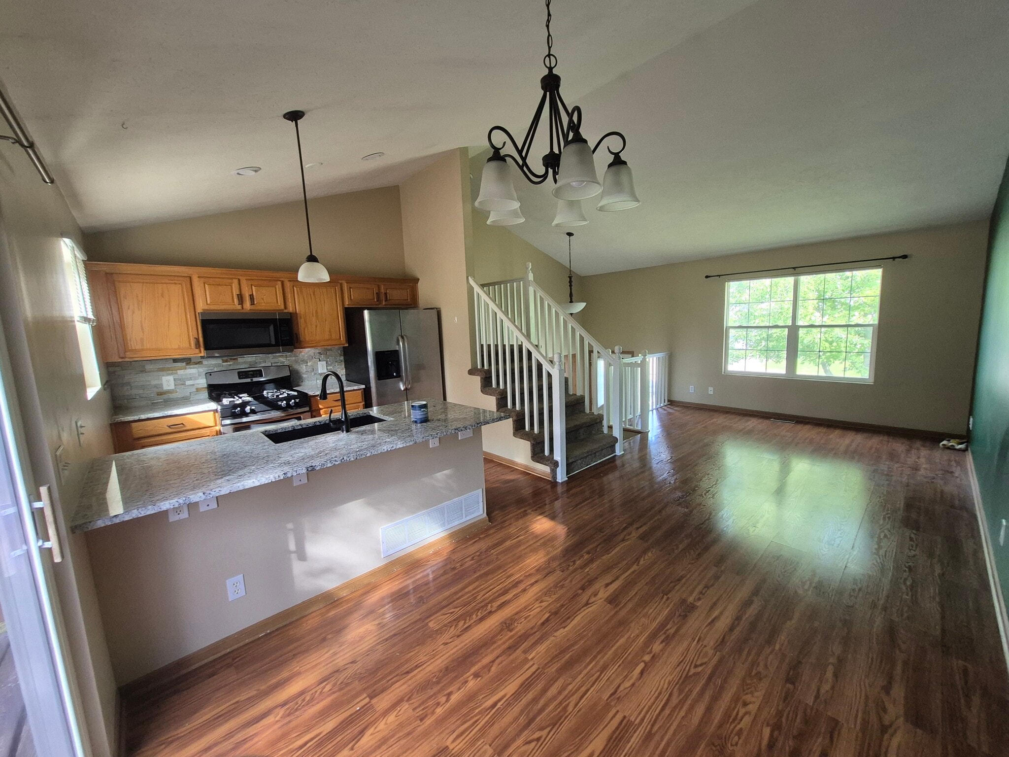 Building Photo - 3128 Sheridan Rd