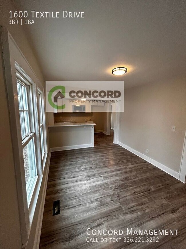 Building Photo - 1600 Textile Drive/Concordmgmt.com 336-273...