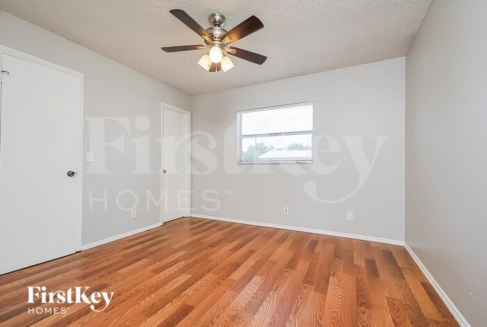 Building Photo - 4402 Lanier Dr