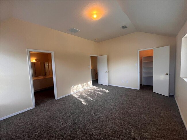 Building Photo - 10906 Orchard Springs Dr