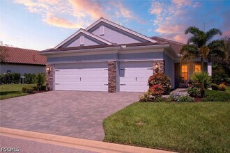 Building Photo - 3121 Heritage Pnes Dr