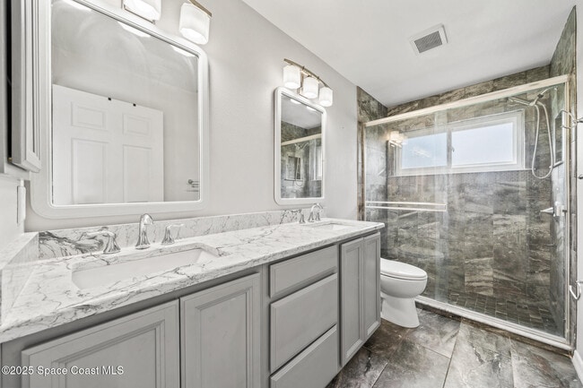 Building Photo - 2918 Pebble Creek St