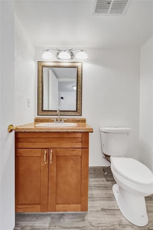 Building Photo - 103 Heatherbrook Way