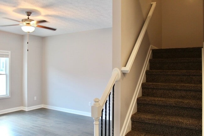 Building Photo - 162 Cedar Point Ln