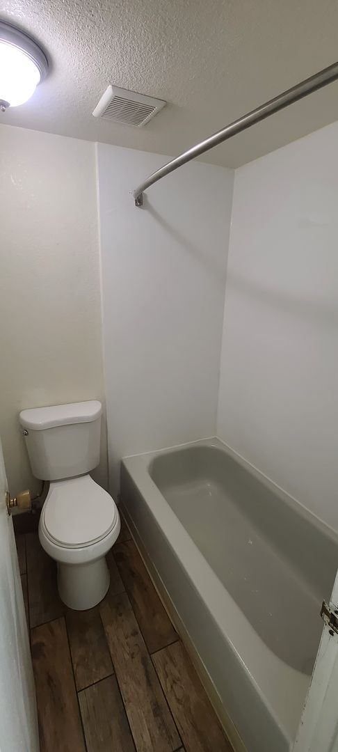 Building Photo - All utilities included!!! Horizon Suites....Starting at ONLY $995 per Month