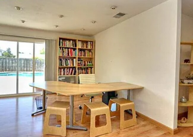 Building Photo - Charming 3-Bedroom Home in Fremont!!