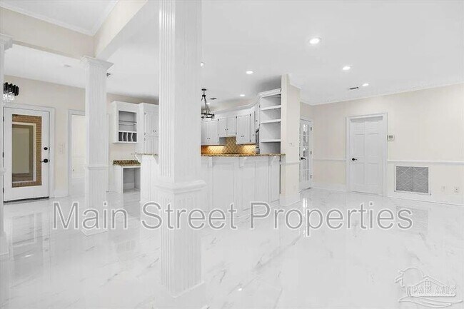 Building Photo - 4700 Bohemia Dr