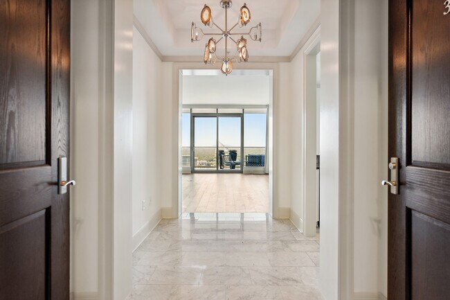 Building Photo - 3344 Peachtree Rd