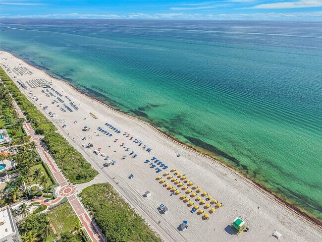 Building Photo - 4141 Collins Ave