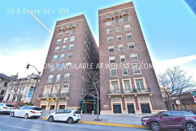 Building Photo - Remodeled Downtown Studio Condo! No Deposi...