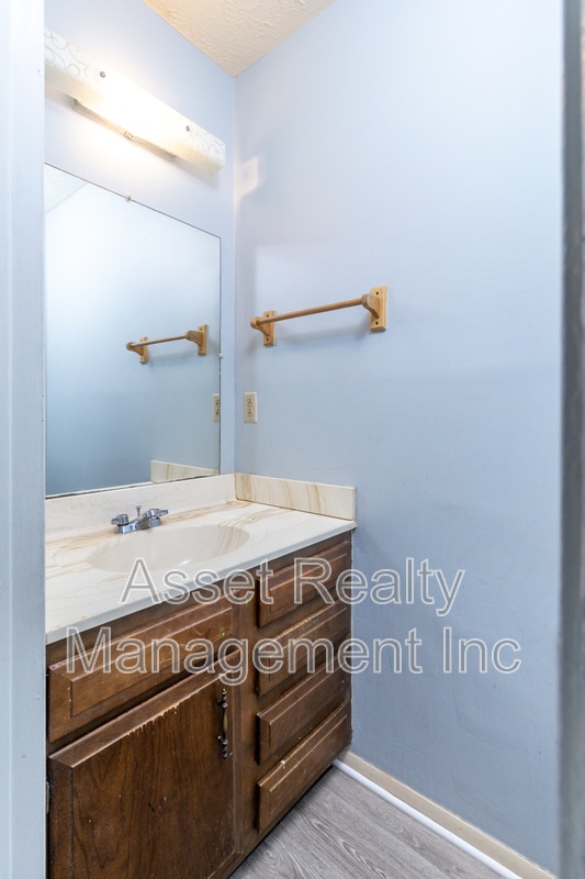 Building Photo - 9157 Cedarpark Ln NW