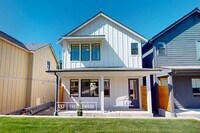 Building Photo - Brand New! Modern Home in Trestlewood – Wh...