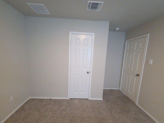 Building Photo - 7005 Luella Dr