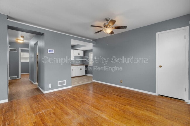 Building Photo - 135 Dundee Cir