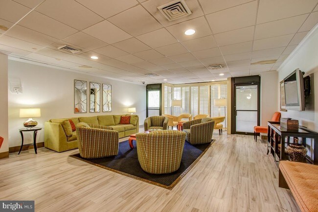 Building Photo - 4242 East West Highway