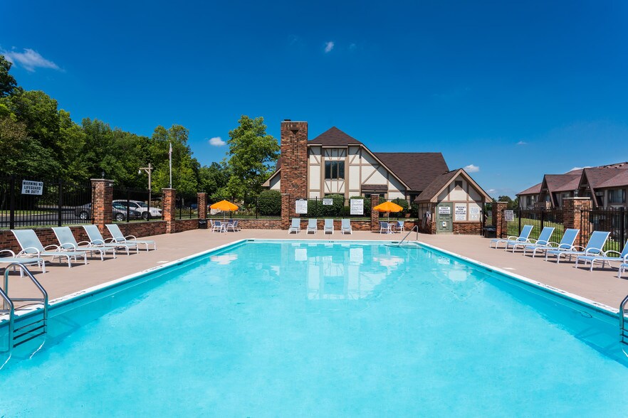 Autumn Woods Apartments 8500 Tree Top Ct Miamisburg OH 45342