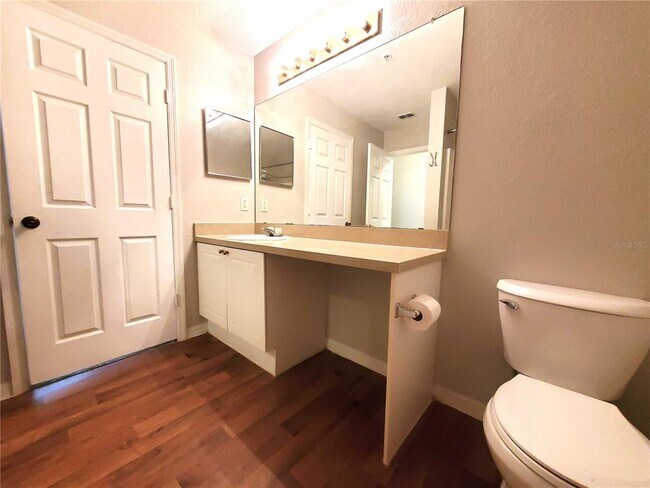 Building Photo - 844 Grand Regency Pointe