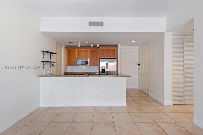 Building Photo - 55 Merrick Way