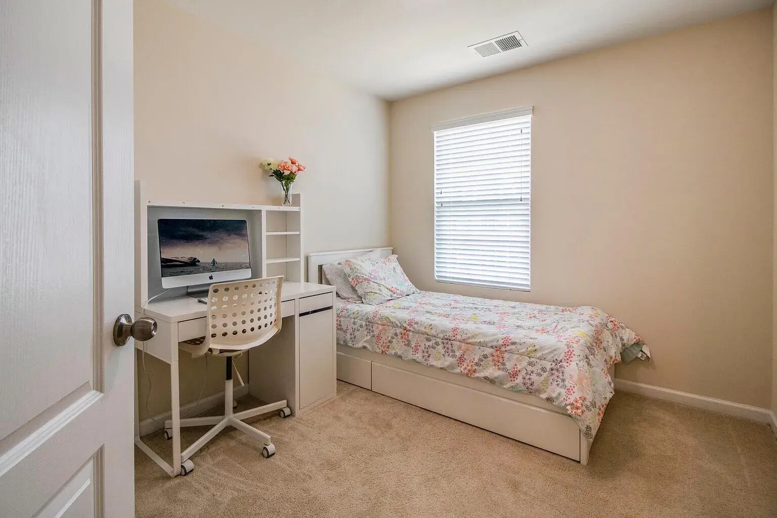 Building Photo - 7932 Pettigrew St