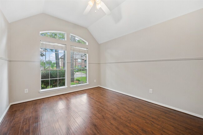 Building Photo - 8415 Trophy Pl Dr