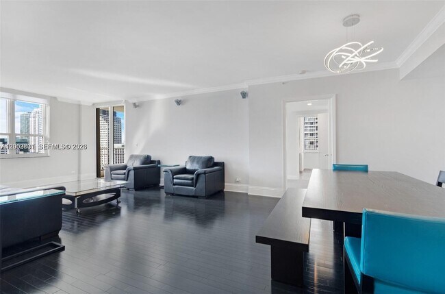 Building Photo - 701 Brickell Key Blvd