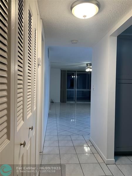 Building Photo - 404 NW 68th Ave