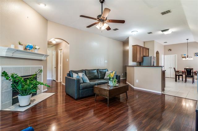 Building Photo - 9610 Glenshee Dr