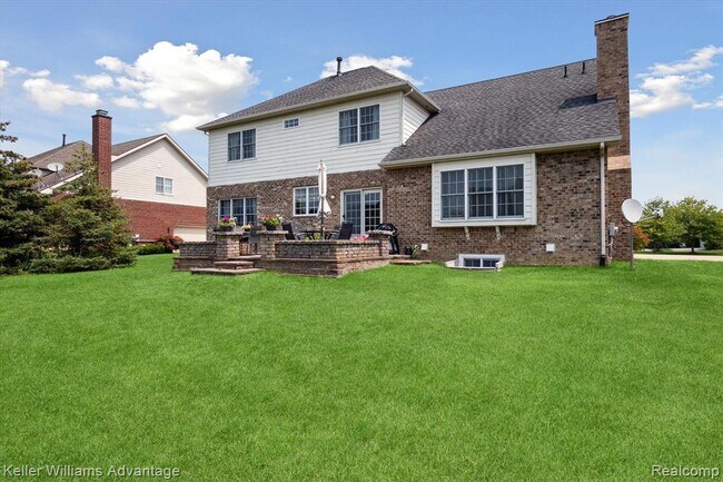 Building Photo - 24323 Bellingham Dr