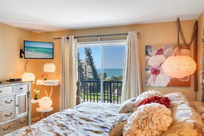 Building Photo - 3500 Gulf Shore Blvd N