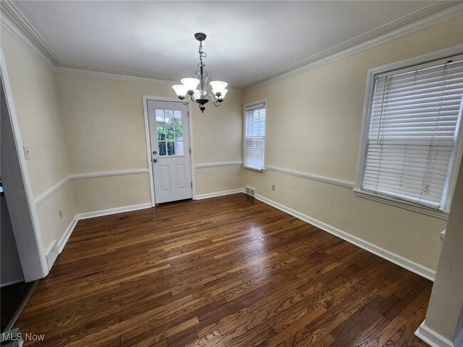 Building Photo - 4405 Groveland Rd