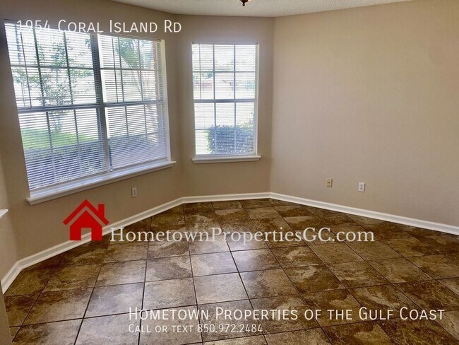 Building Photo - POOL HOME near Naval Air Station Pensacola!
