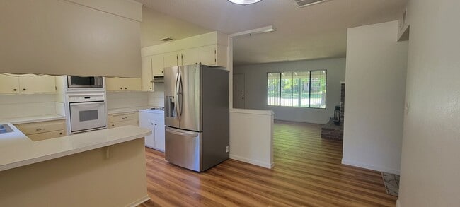 Building Photo - 21855 Belmont Dr