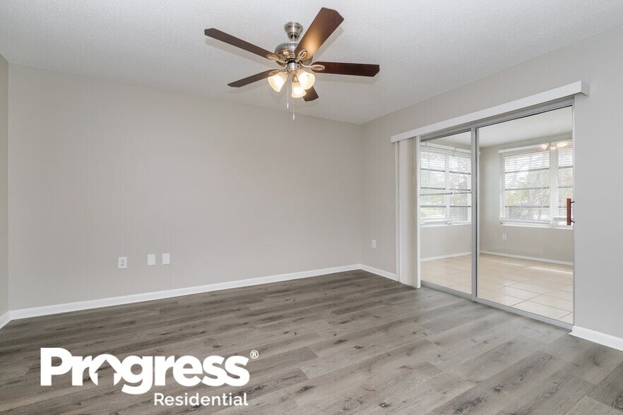 Building Photo - 7618 Summertree Ln