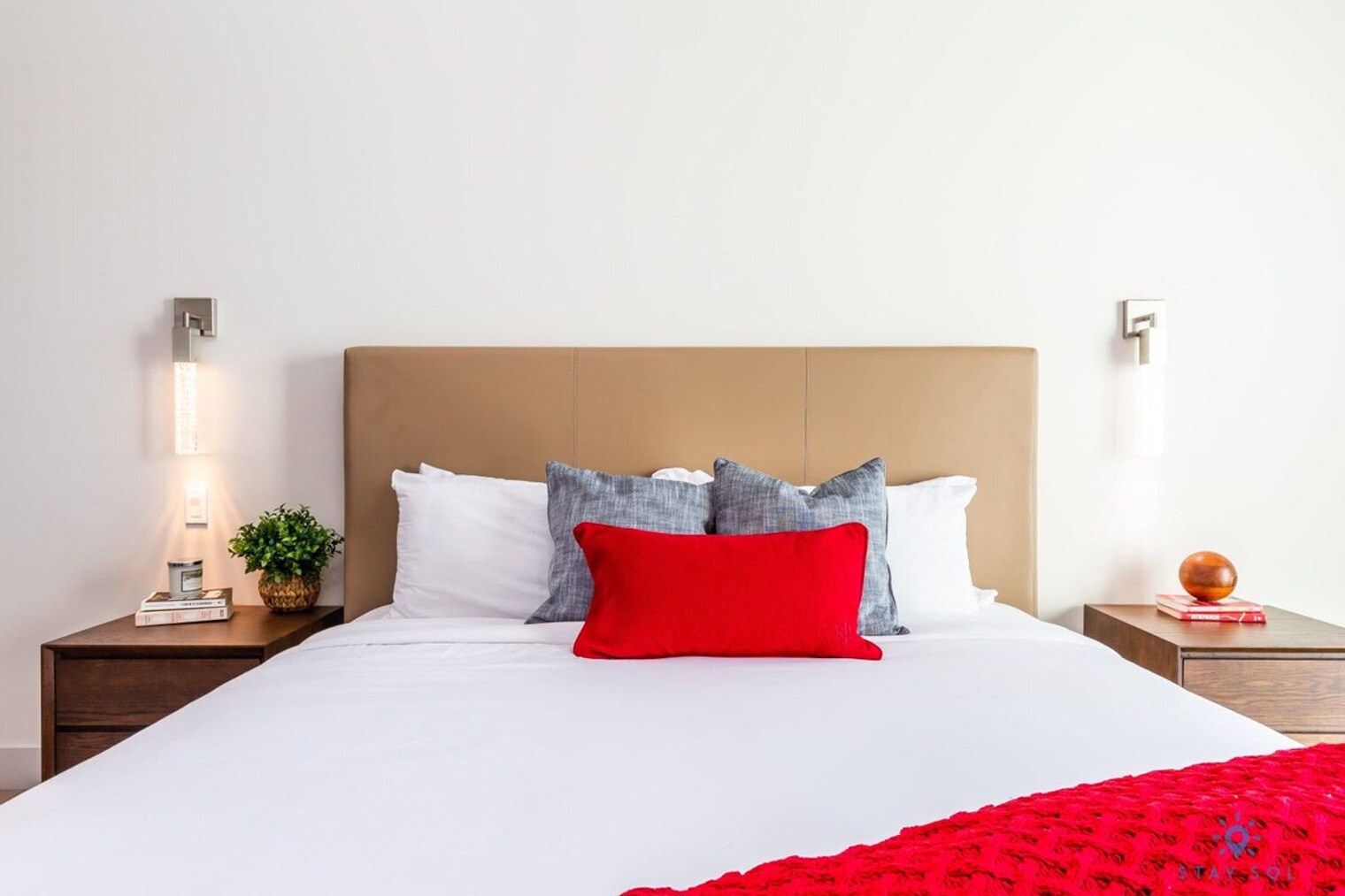 Building Photo - 327 Pierce St