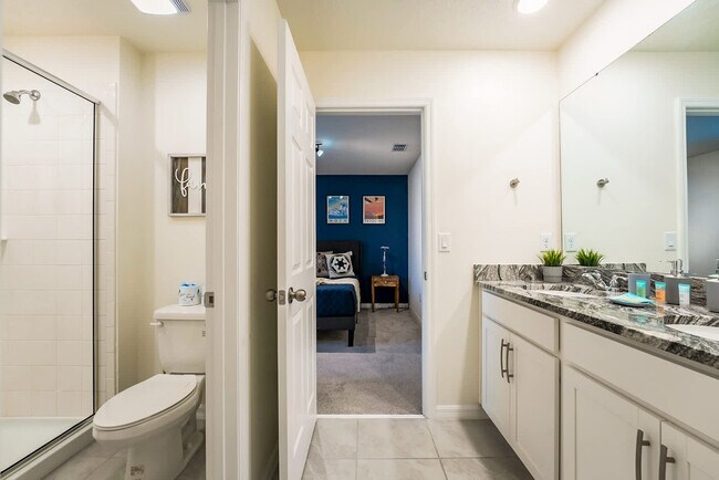 Building Photo - 1566 Mermaid Cv Wy