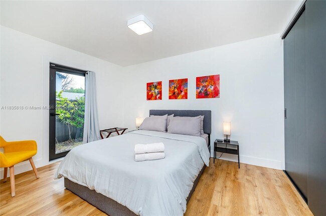 Building Photo - BAY VISTA PARK