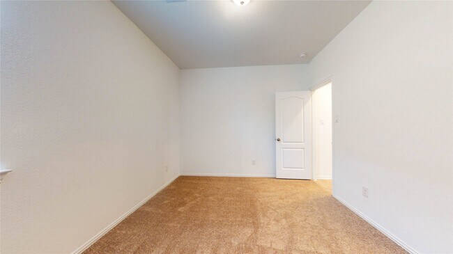Building Photo - 31314 Whitfield Ct