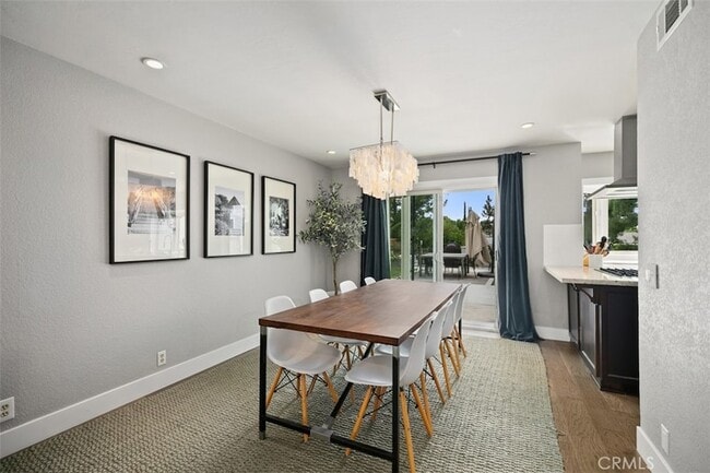 Building Photo - 28792 Bolanos