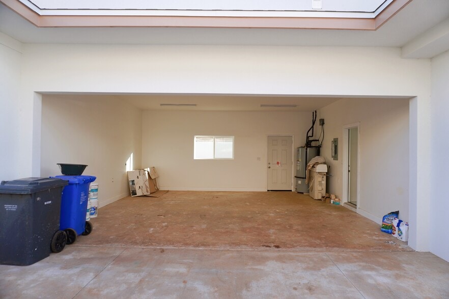 Carport - 551 11th Ave