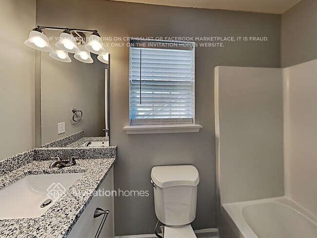 Building Photo - 1123 Hipp Rd