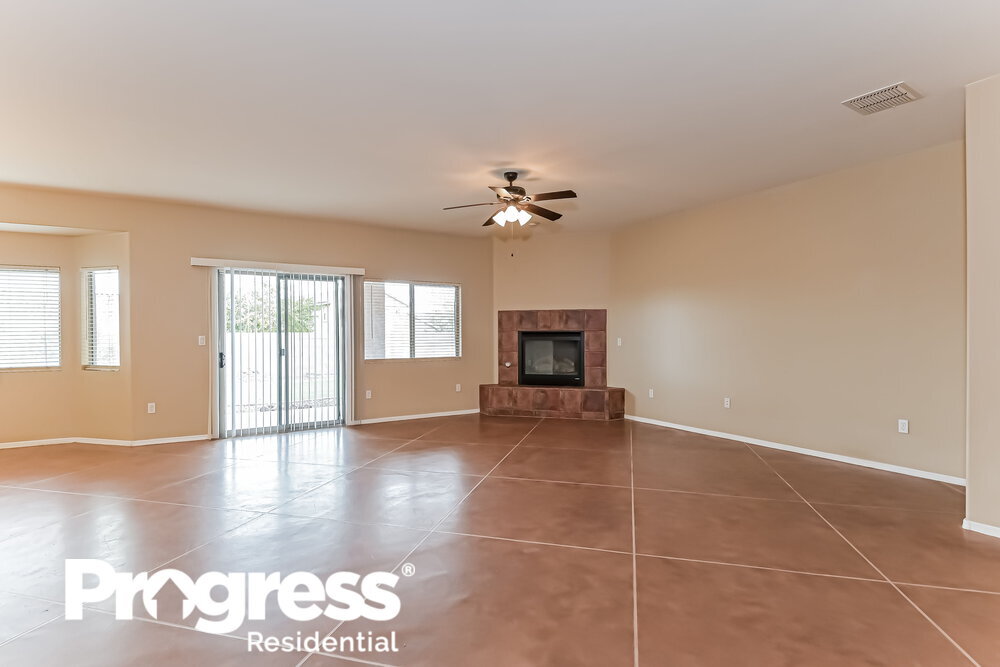 Building Photo - 7450 W Balcony Bay Dr