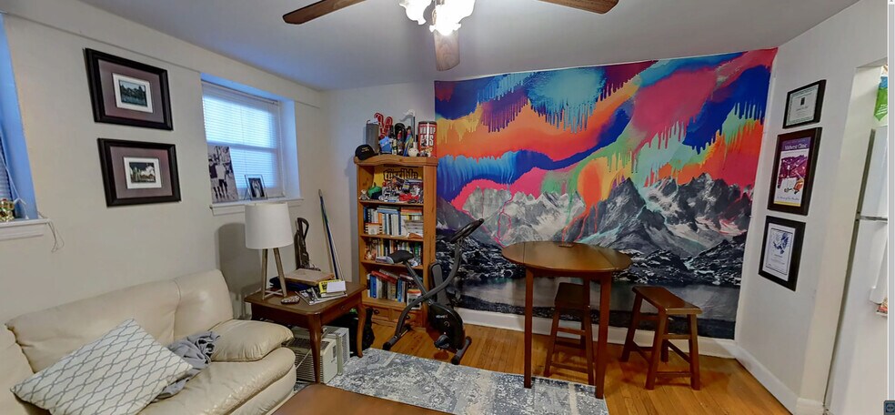 Building Photo - 1758 Commonwealth Ave