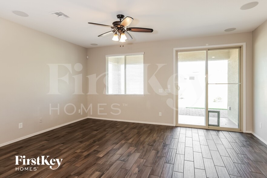 Building Photo - 17774 W Granite View Dr