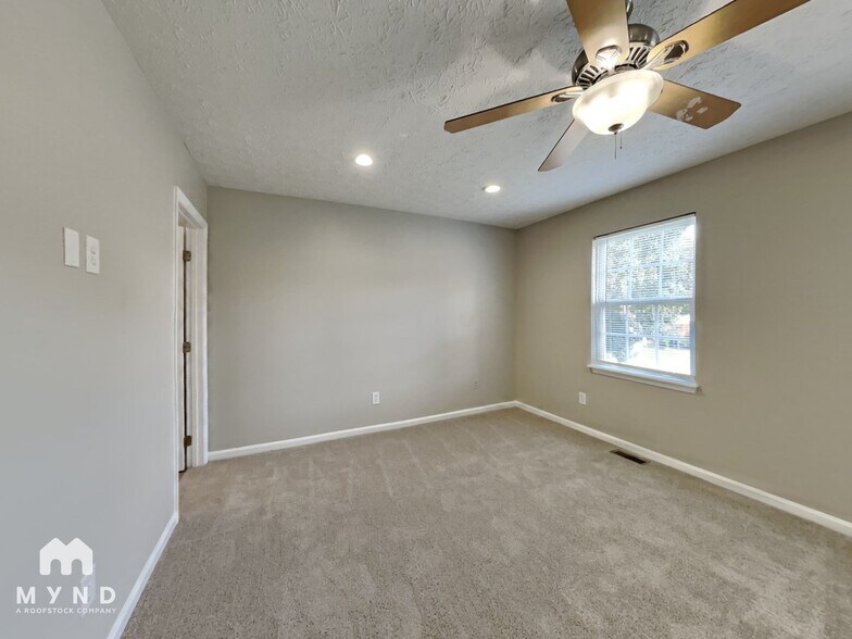 Building Photo - 105 Bridgedale Ct