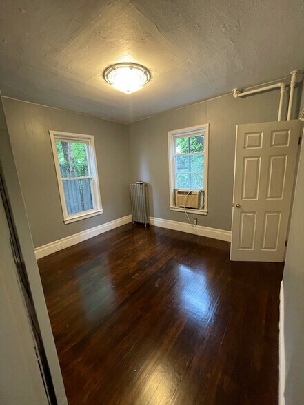 bdrm 2 - 162 Ashmont St