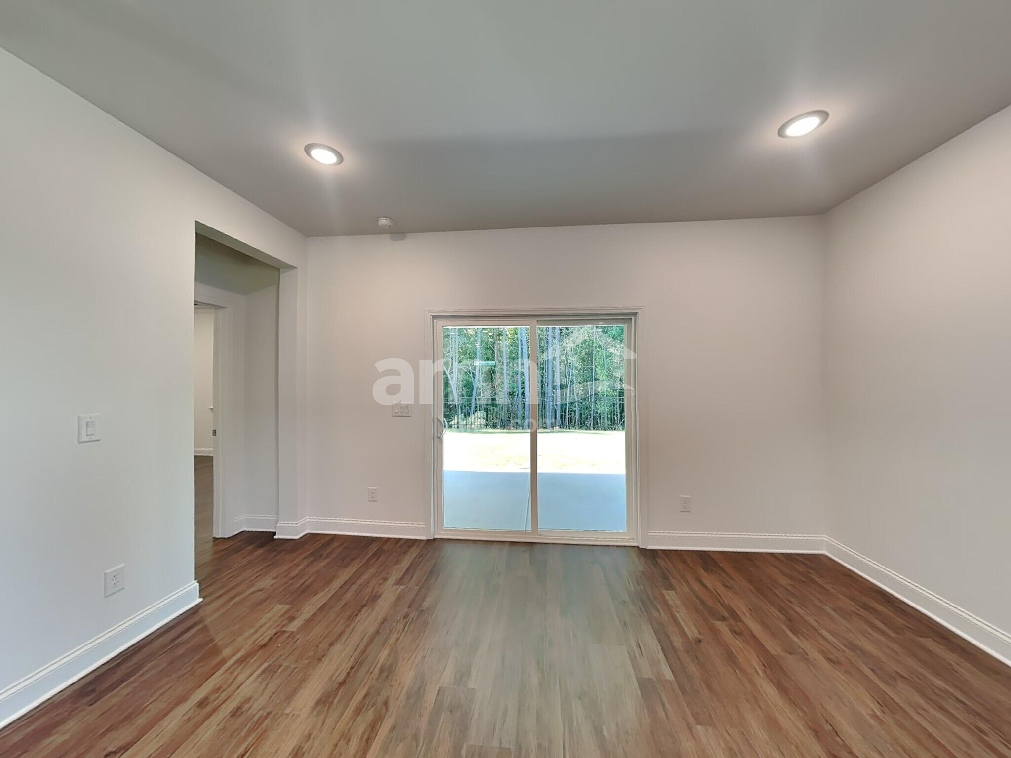 Building Photo - 131 Spruce Cir