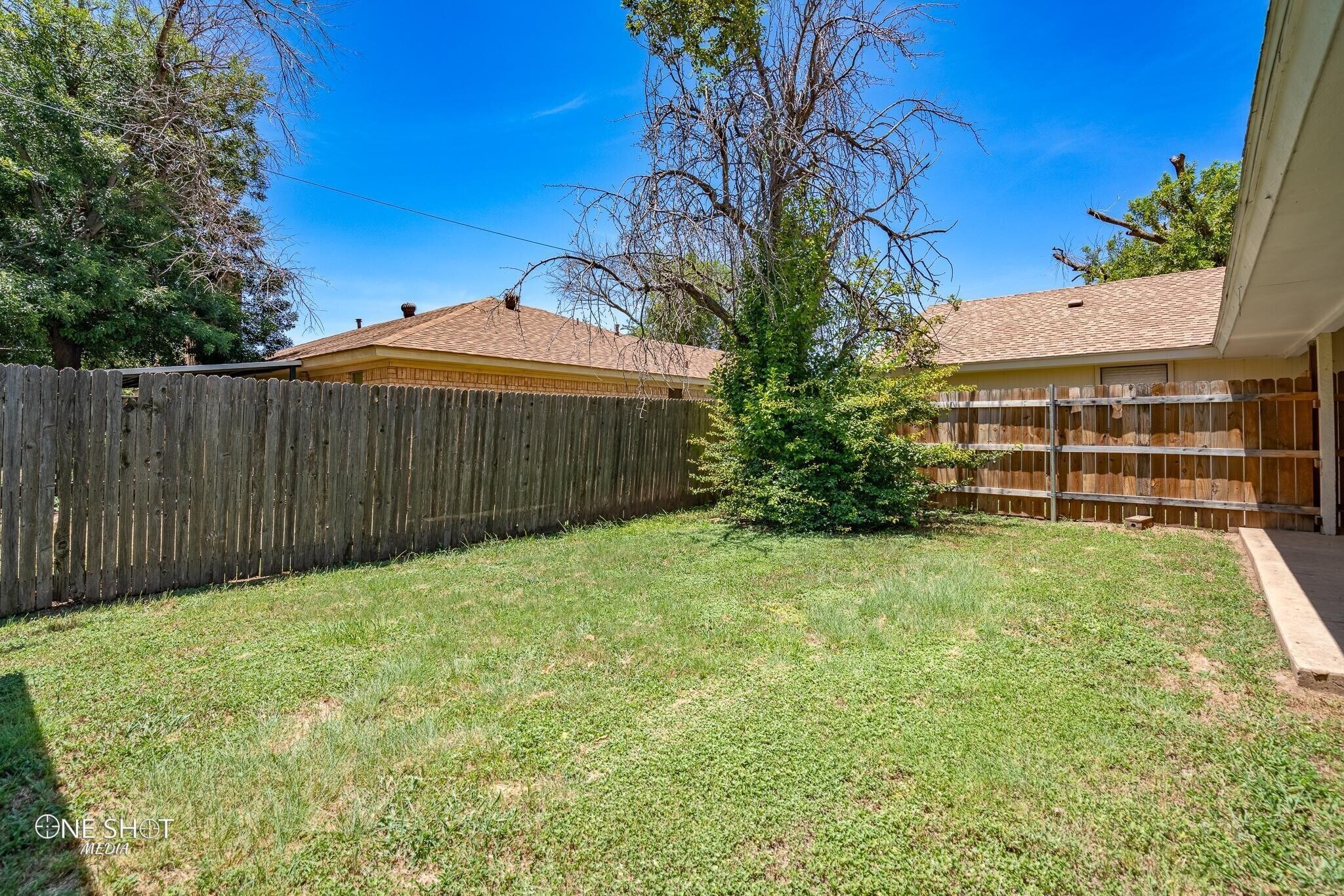 Building Photo - 951 Kenwood Dr